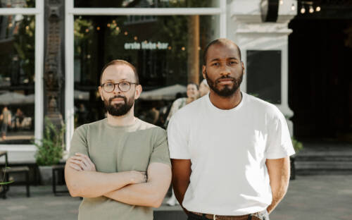 Haben seit Anfang 2025 feste Räumlichkeiten für das Criss Studio in Hamburg: Mateusz A Żurek und Jahmarley Grant / ©Criss Studio