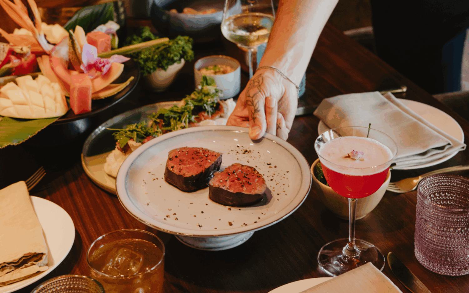 Hier soll geteilt werden: Im Greta Oto gibt’s lateinamerikanische Tapas / ©MHP Hotel Group