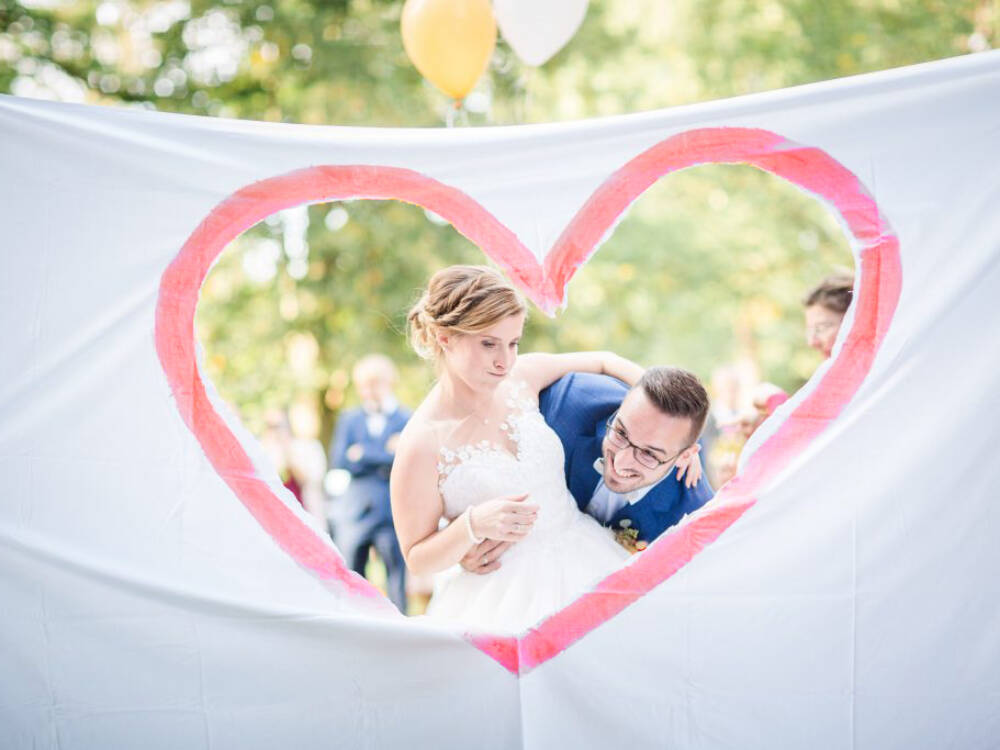 Hochzeit im Hamburger Süden: Auf dem Gut Bardenhagen feiert man im Herzen der Lüneburger Heide / ©Oliver und Nicole Fotografie