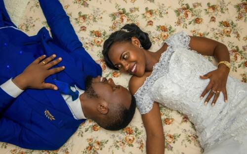 In und um Hamburg kann man an ganz besonderen Orten den Bund fürs Leben schließen / ©unsplash/ One zone Studio