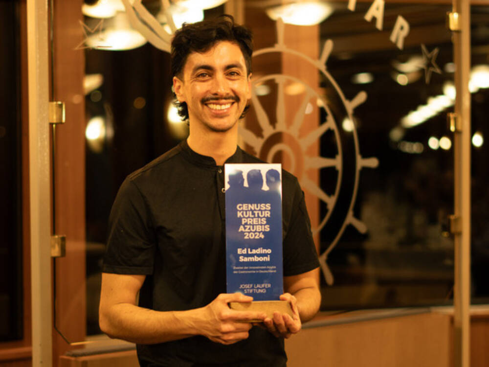 Koch-Azubi Ed Ladino  freut sich über den Genuss-Kultur-Preis / ©HP Mayer