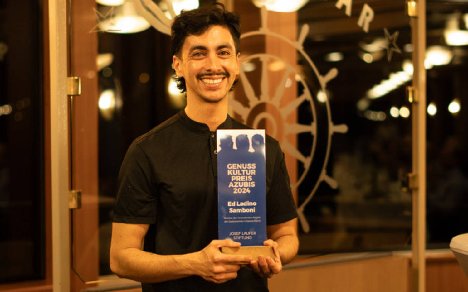 Koch-Azubi Ed Ladino  freut sich über den Genuss-Kultur-Preis / ©HP Mayer