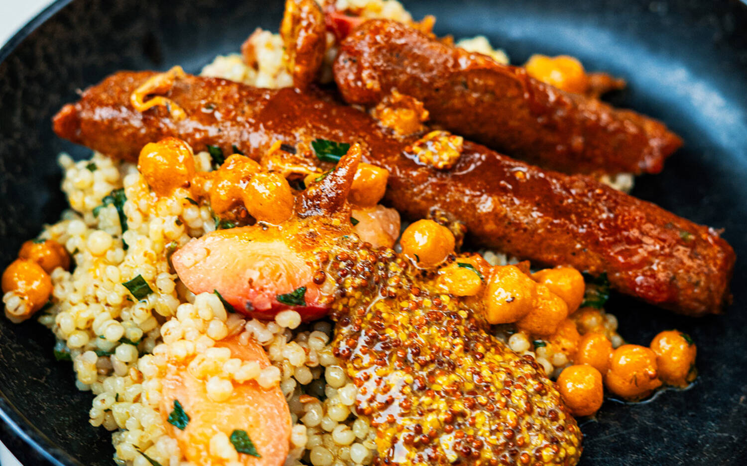 Merguez mit Graupenrisotto stand in der Eröffnungswoche des Bistro Kolet auf dem Menü / ©Bistro Kolet