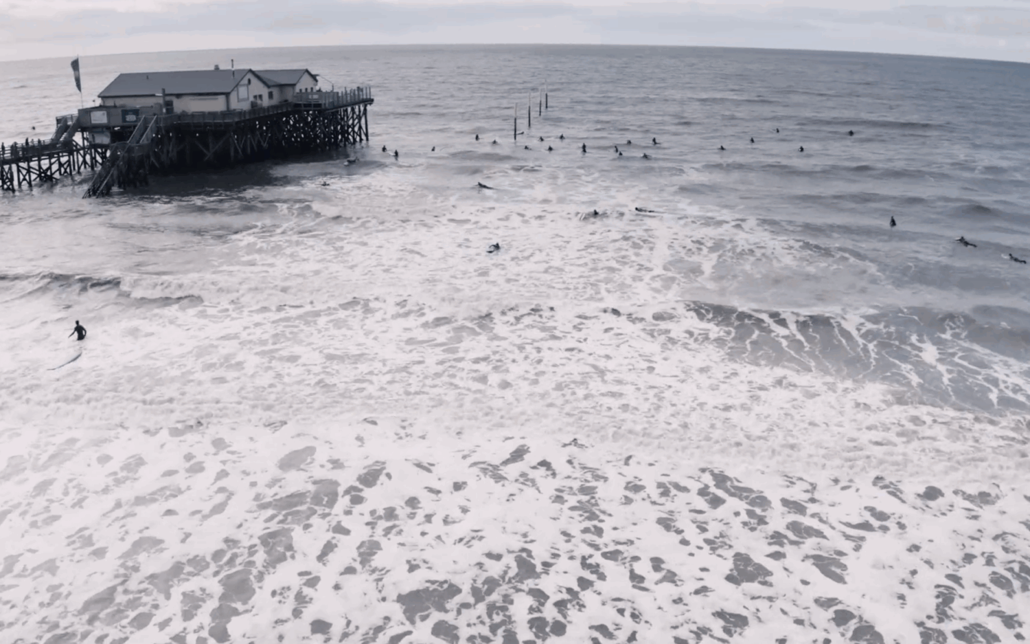 Nicht am Meer, sondern quasi im Meer befindet sich das Salt & Silver / ©Salt & Silver