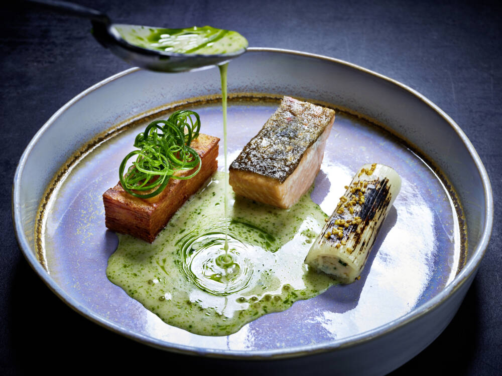 Schwer zu widerstehen: Das Am Kai serviert Fisch in allerlei Variationen / ©Andreas Reimann