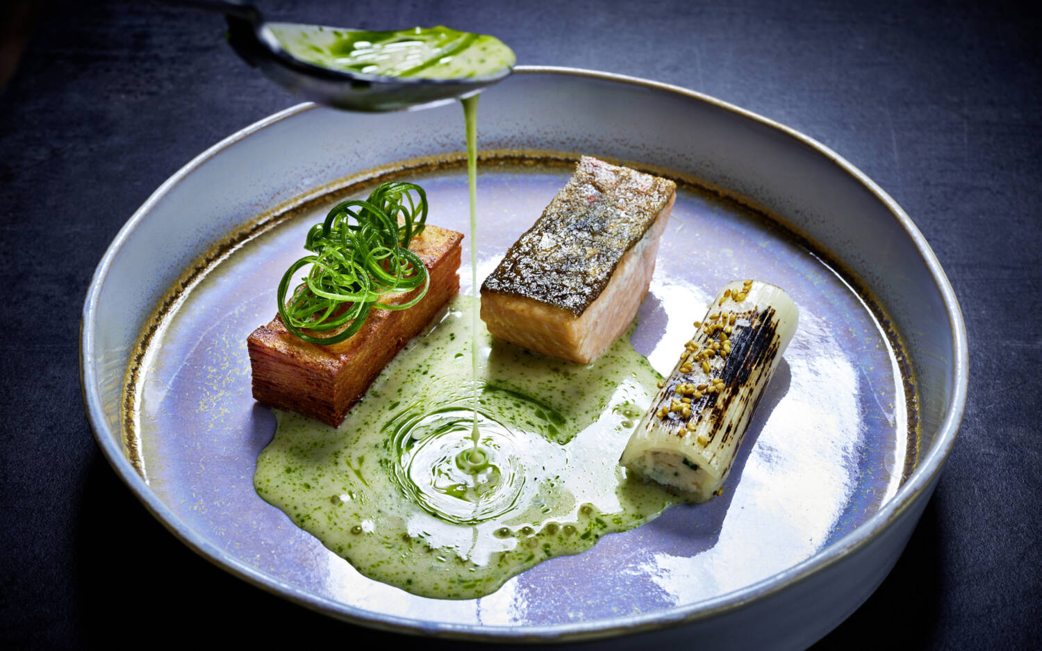 Schwer zu widerstehen: Das Am Kai serviert Fisch in allerlei Variationen / ©Andreas Reimann