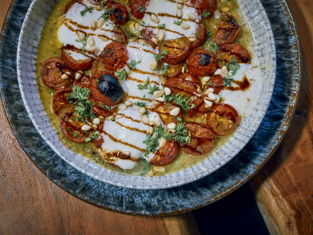 Das Eliés ist ein traditioneller Grieche in Hoheluft-Ost. Auf der Karte werden auch Veganer mitbedacht / ©Marc Sill