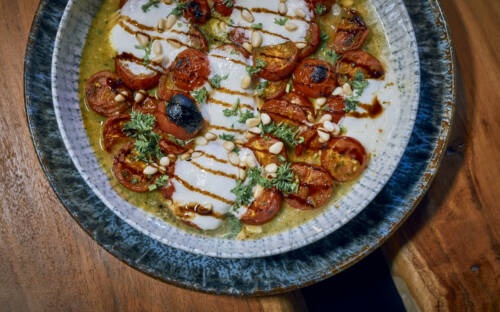 Das Eliés ist ein traditioneller Grieche in Hoheluft-Ost. Auf der Karte werden auch Veganer mitbedacht / ©Marc Sill