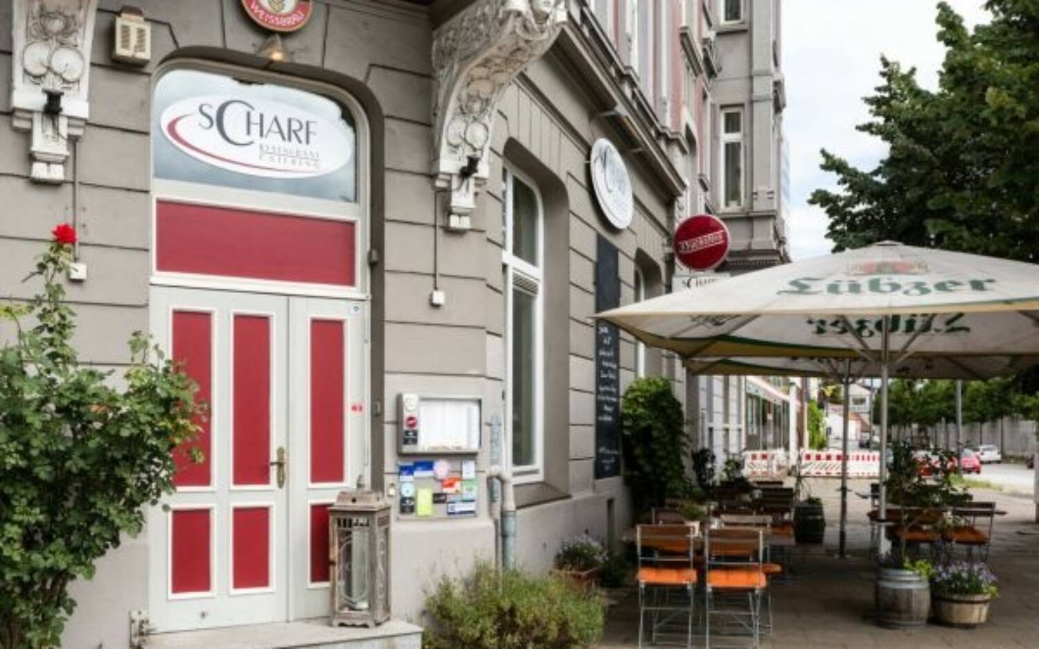 Das kleine Eckrestaurant nahe dem Harburger Binnenhafen feiert im Dezember 2025 seinen 15. Geburtstag / ©Restaurant Scharf