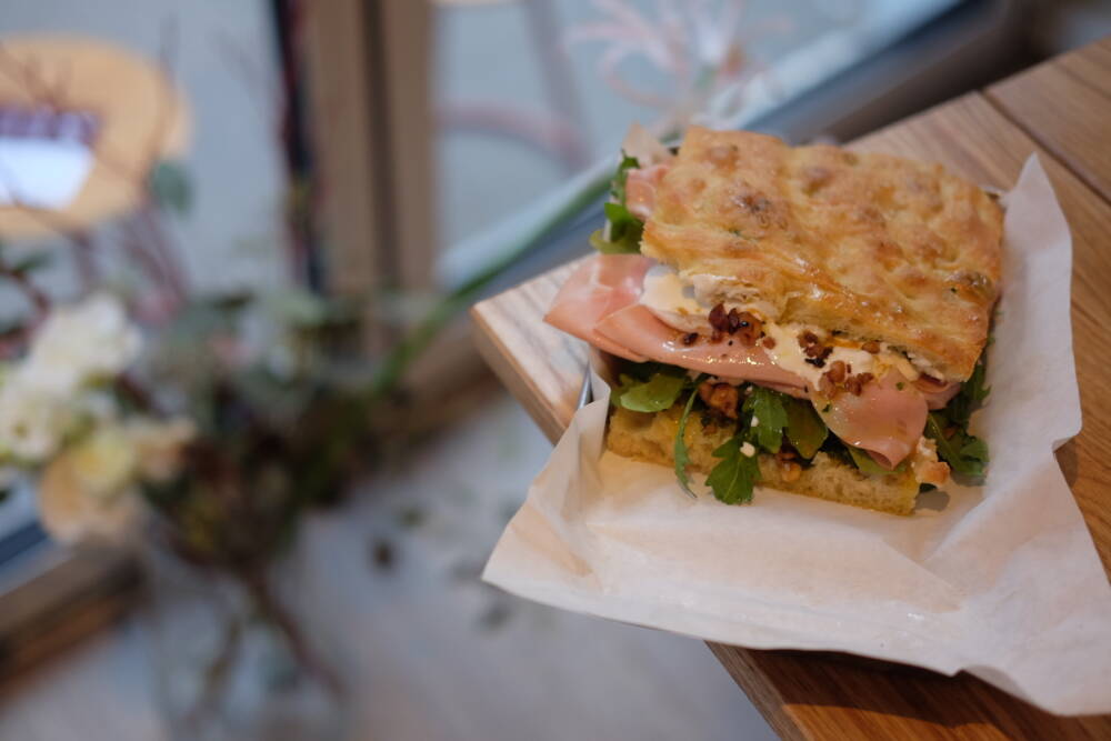 Das Ouf Deli in der Marktstraße setzt auf Sandwiches in verschiedenen Formaten / ©Alexander Schleppe