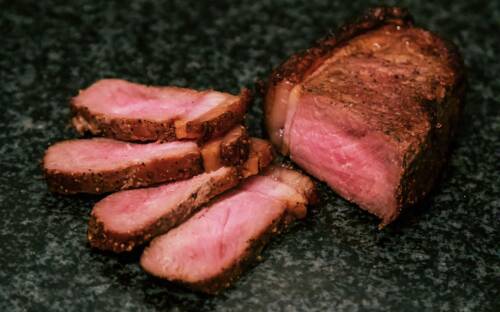 Das Porter House in Norderstedt ist ein Ort für Fleischliebhaber / ©Unsplash/Stu Moffat