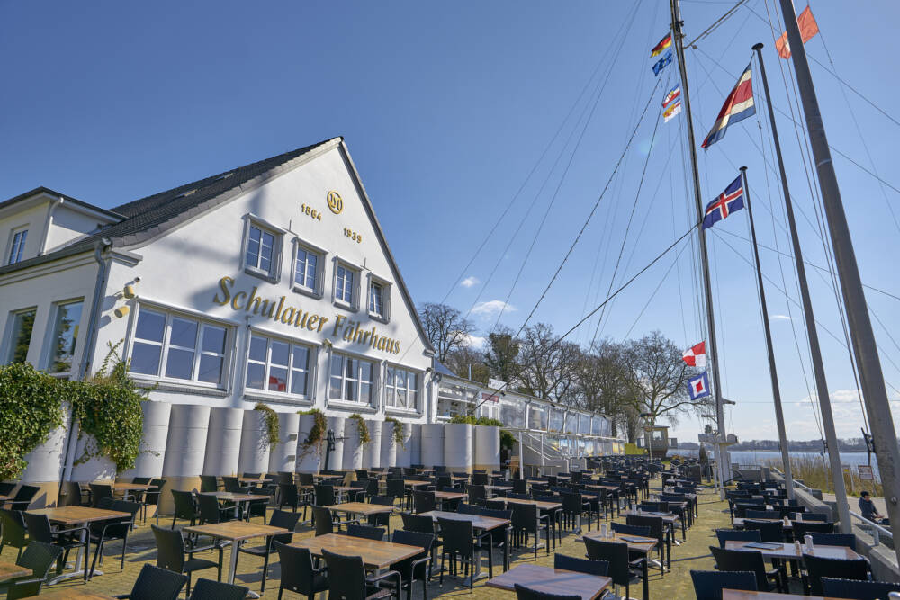 Das Schulauer Fährhaus ist im Sommer und im Winter eine tolle Adresse zum Feiern / ©Marc Sill