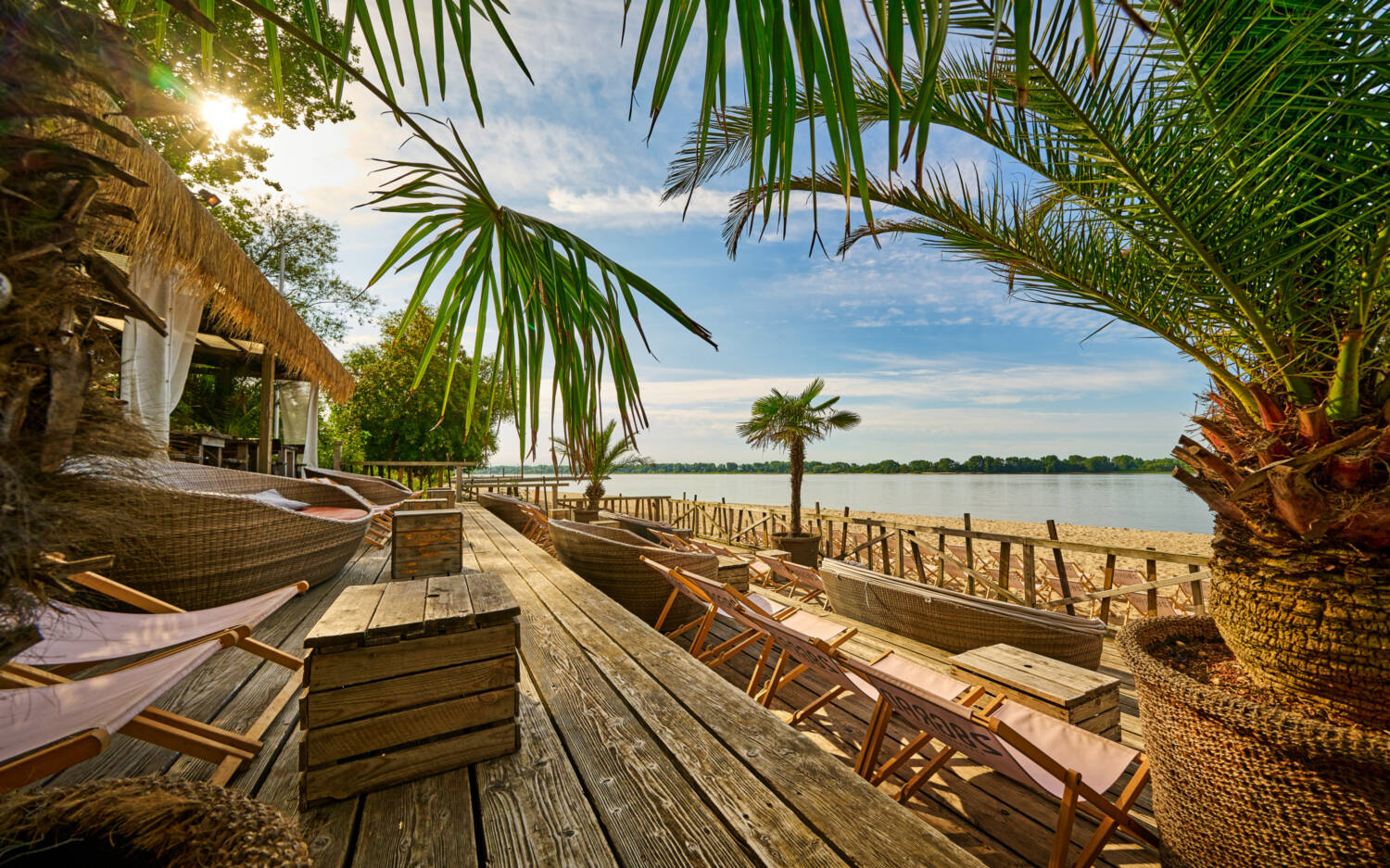 Eine Eventlocation direkt am Wasser: Das 28Grad Strandbad in Wedel / ©Goodlife Group