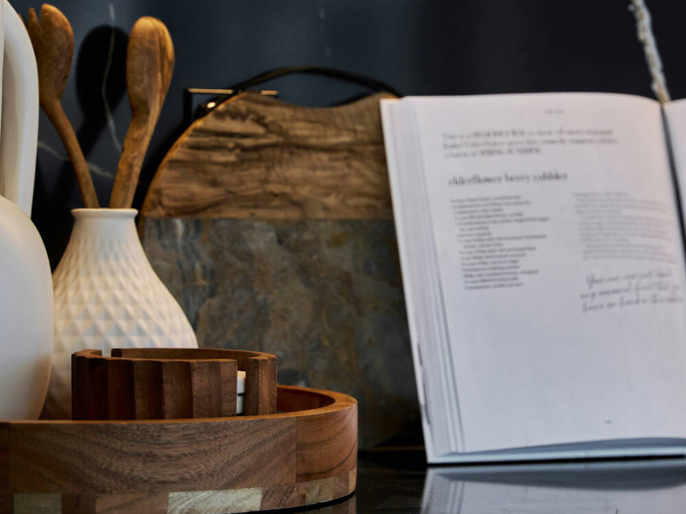 Einfach mal Neues ausprobieren: Diese Kochbücher machen Lust aufs  Nachkochen! / ©Unsplash/Panos Katsigiannis