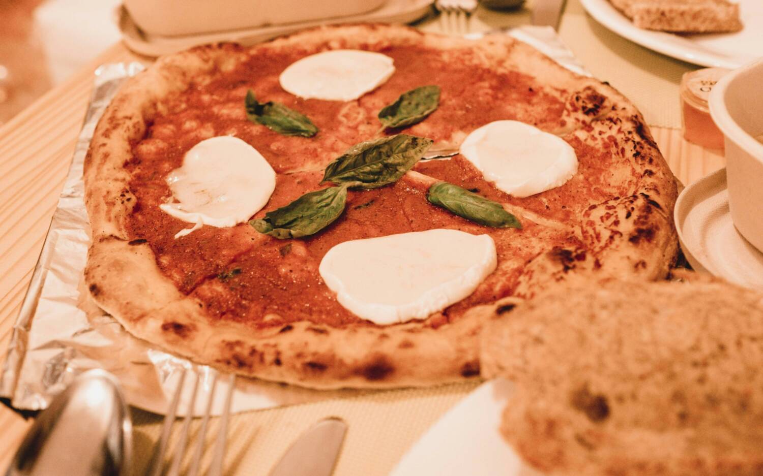 Genieße in der Barmbeker Insel Pizza! / ©Unsplash/SJ