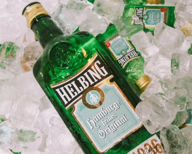 Helbing: Bis heute wird das Hamburger Original nach Traditionsrezept von Johann Peter Hinrich Helbing hergestellt / ©Helbing