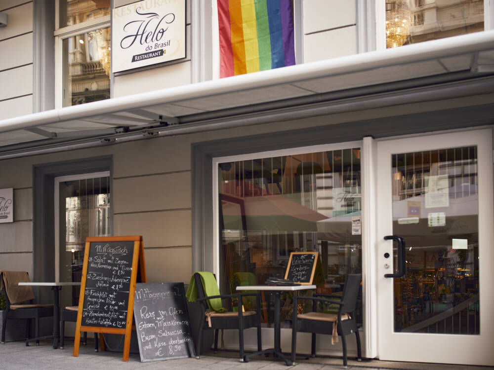 In dem brasilianischen Restaurant an den Colonnaden wird man mit umfänglicher Herzlichkeit empfangen / ©Marc Sill