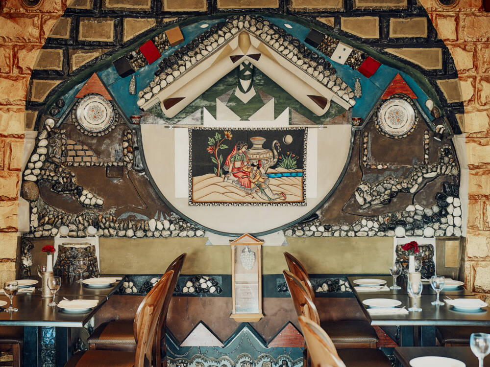 Landestypisch, aber nicht überladen: Das Ambiente im Restaurant Welcome India in Niendorf /  ©Marc Sill