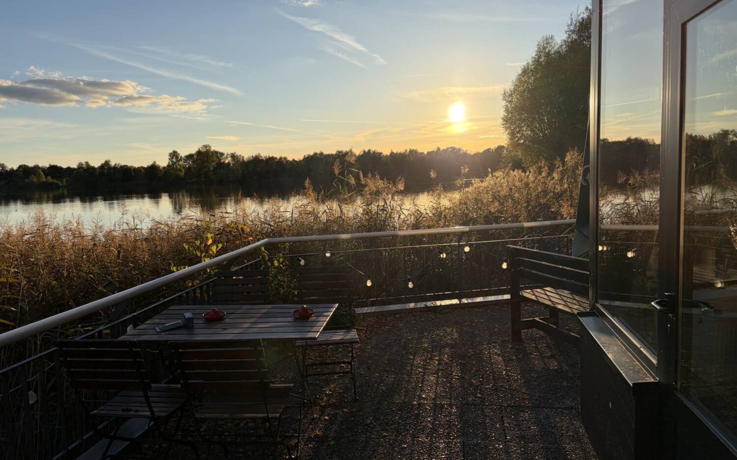 Malerischer Standort: Der Seepavillon ist unmittelbar am Oortkatensee gelegen / ©Michael Hein