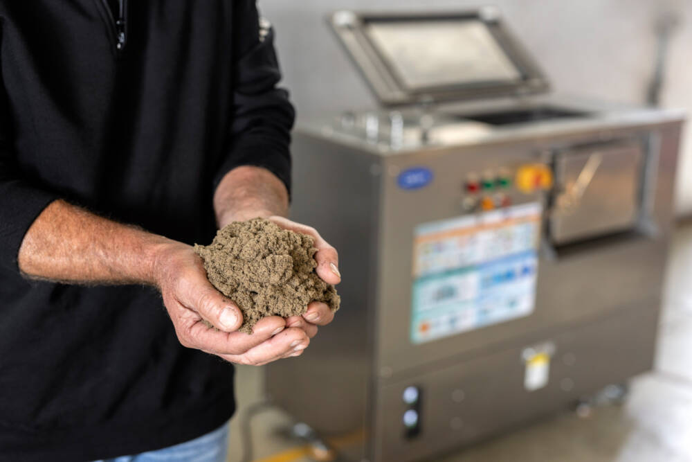 Der Bio-Konverter der Marke Oklin ist ein nachhaltiger Rohstoff, der von PAPSTAR genutzt wird / ©PAPSTAR