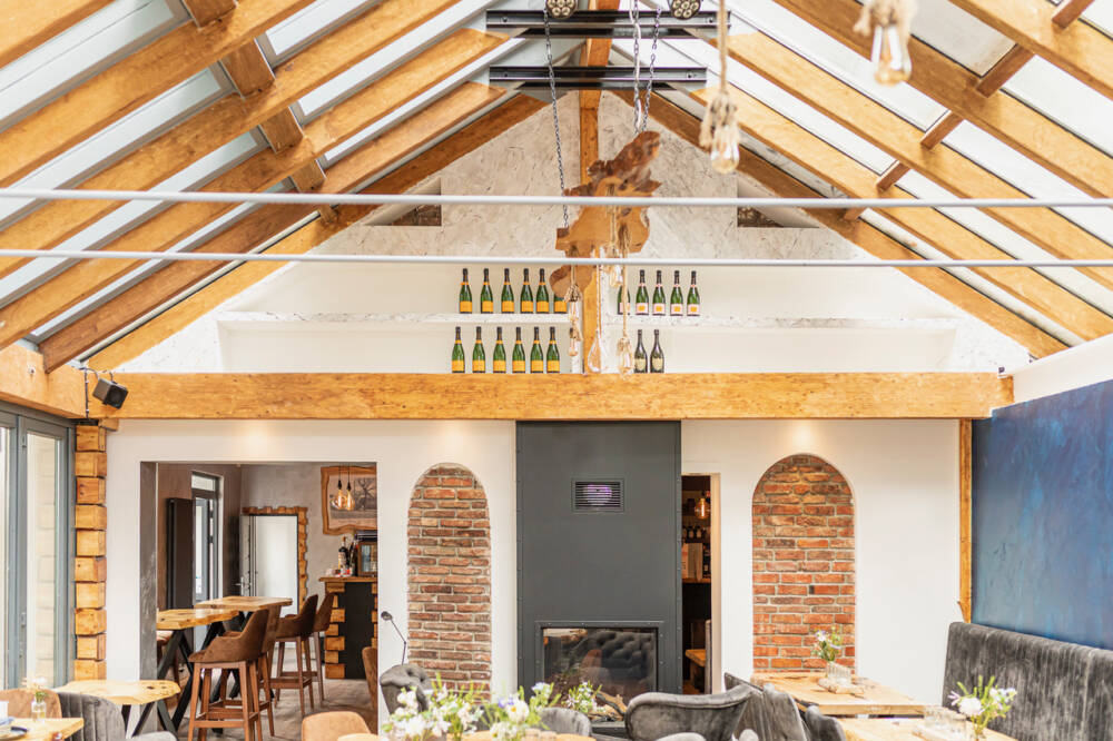 Die Eppendorfer Insel vereint modernes und rustikales Ambiente in schöner Lage am Haynspark / ©Marc Sill 