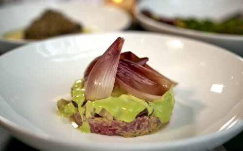 Moderne Küche mit Charakter, spannenden Kompositionen und handwerklicher Verspieltheit: Das Klinker überzeugt auf ganzer Linie / ©Marc Sill