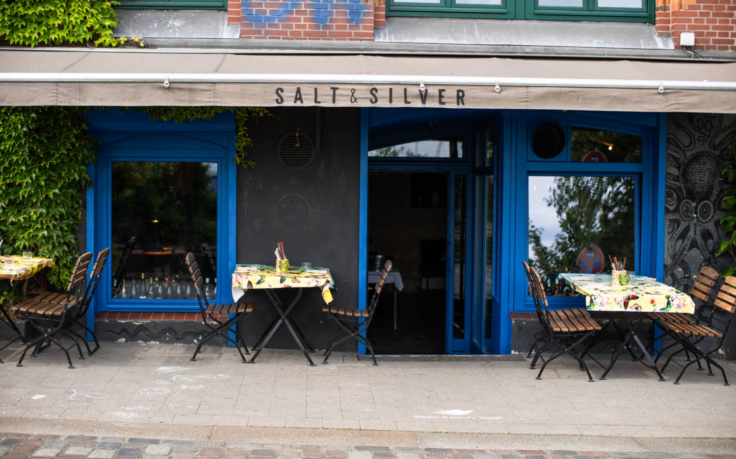 Neuzugang im Salt & Silver-Kosmos: Wo früher das Levante-Restaurant war,ist heute das Bistro Crudo / ©Thomas Kosikowski/Salt & Silver