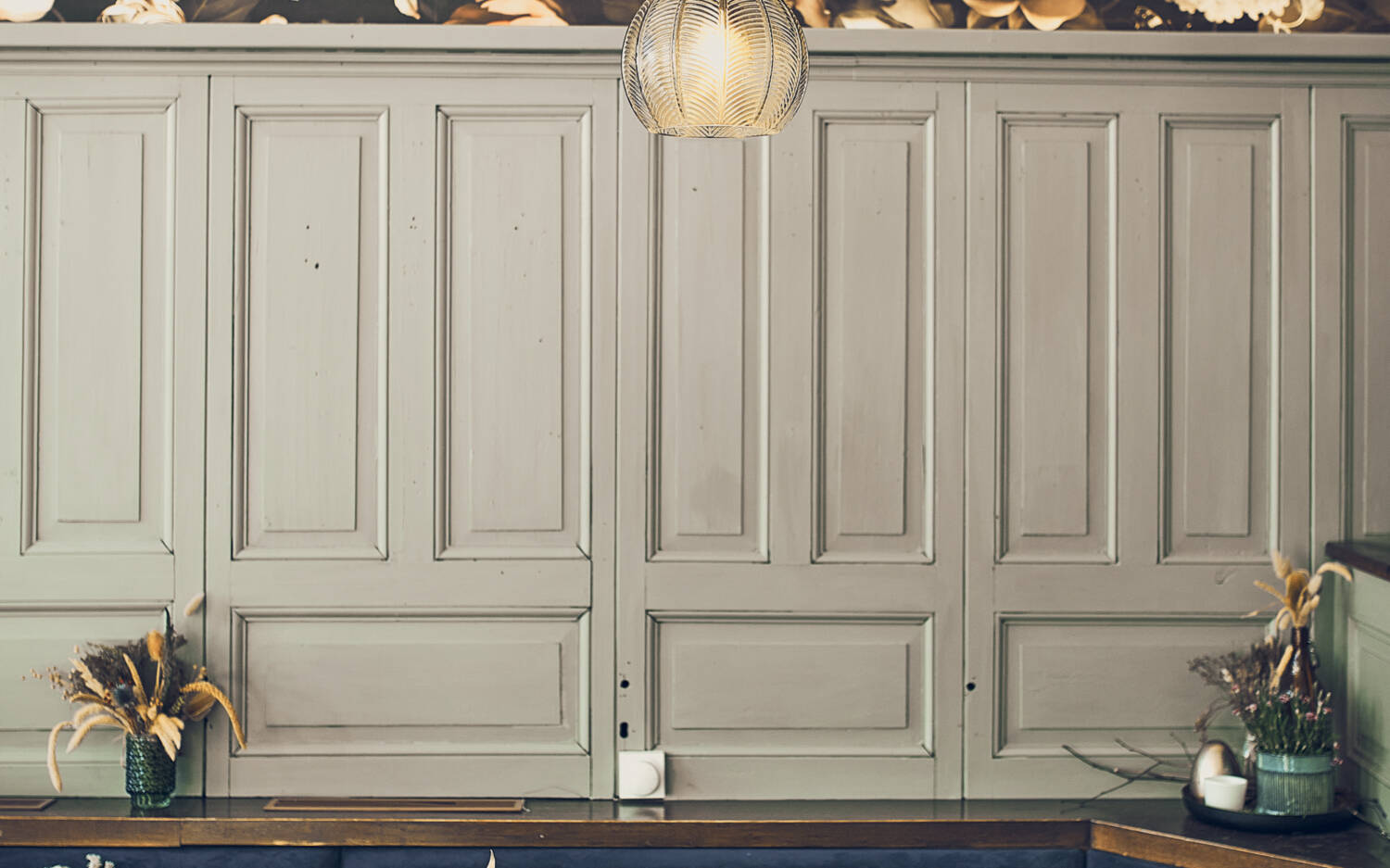 Nicht nur von außen ist die Alte Schule wunderschön. Beim Eintreten stellt sich bei unseren Testern Wohnzimmeratmosphäre ein / ©Marc Sill