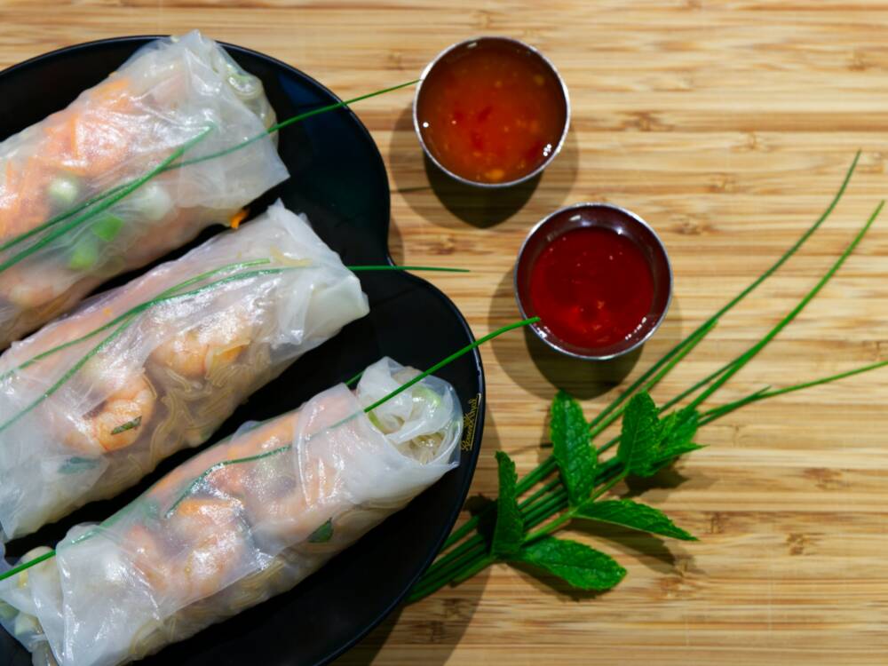 Vietnamesische Sommerrollen im Hanoi Deli /  ©Unsplash / Alexander Sinn