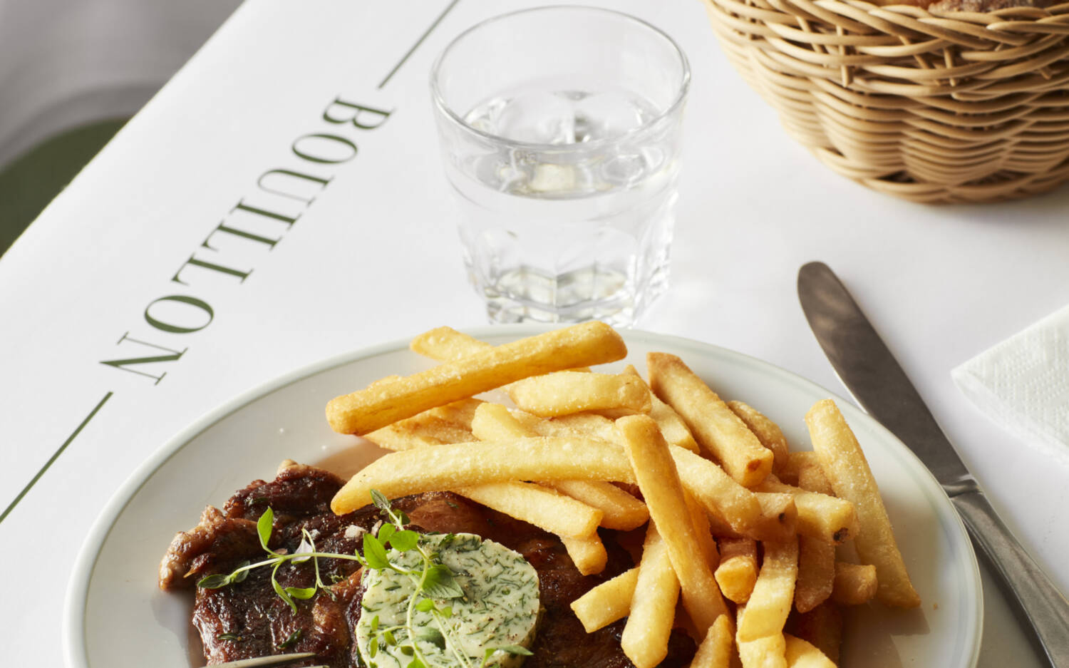 Am Rathaus steht bald günstige französische Küche auf dem Plan: Bouillon eröffnet im April / ©Stine Christiansen