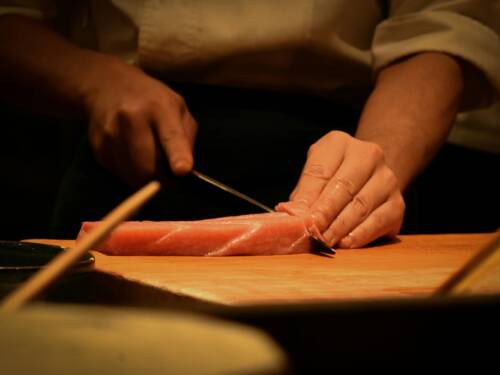 Auch frischer Fisch in Form von Sushi lässt sich im The Silk genießen / ©Unsplash /Blackieshoot