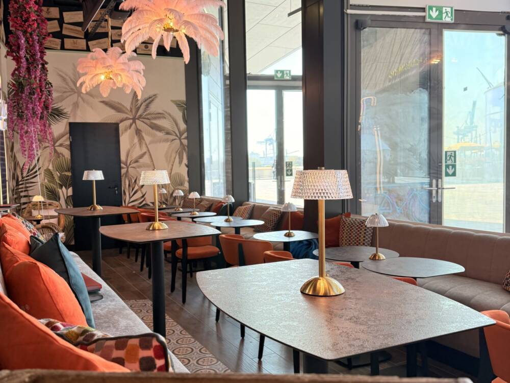 „Bohemian meets Bali“: Das beschreibt das Ambiente des Bistros! / ©Axel Strehlitz