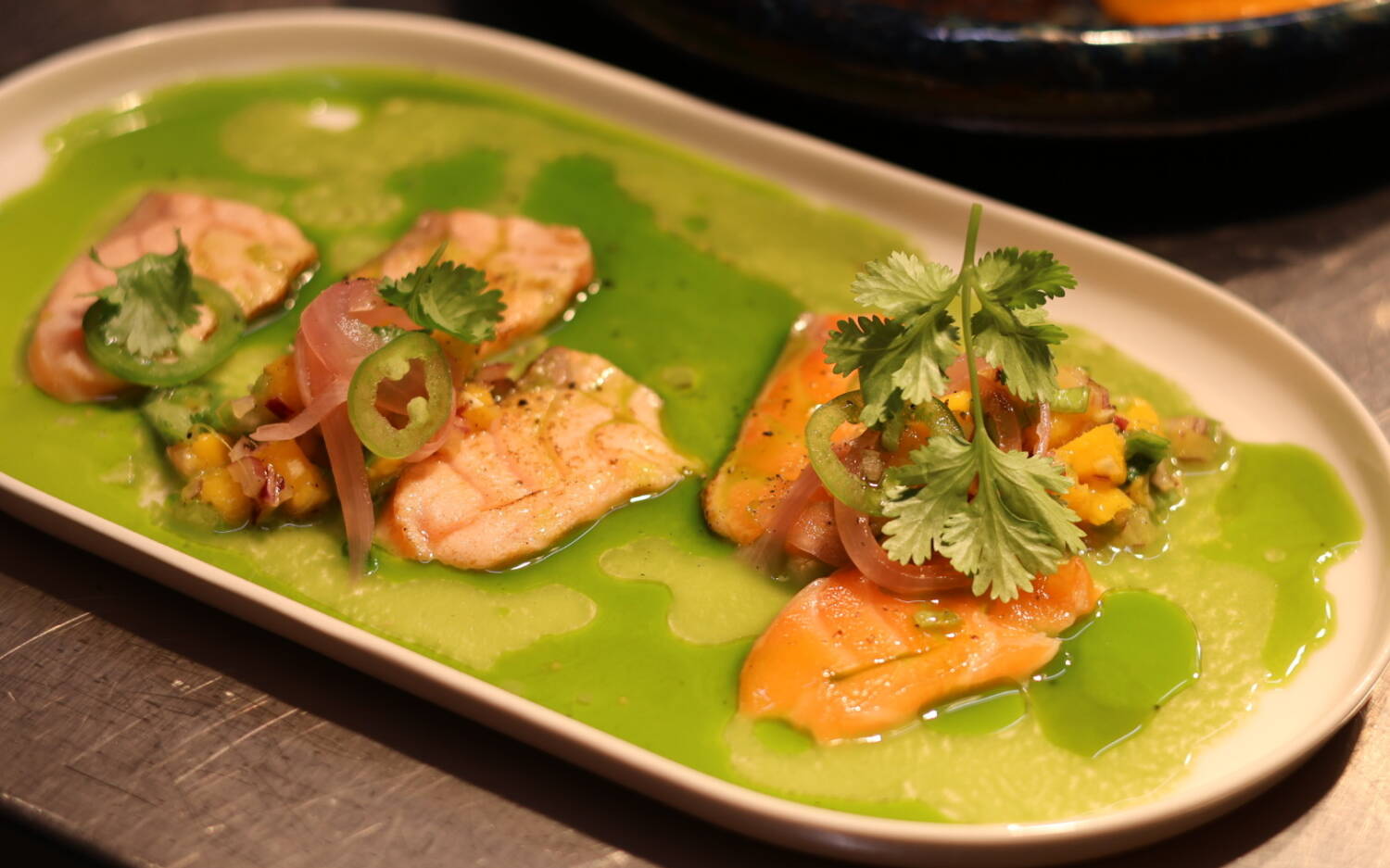 Der Salmon Flow ist ein wahres Kunstwerk – sowohl geschmacklich als auch optisch / ©Alice von der Laden