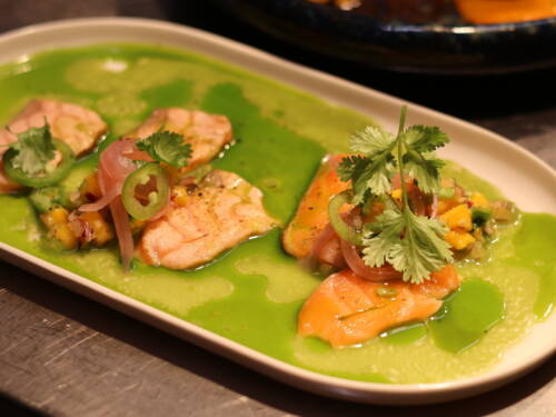 Der Salmon Flow ist ein wahres Kunstwerk – sowohl geschmacklich als auch optisch / ©Alice von der Laden