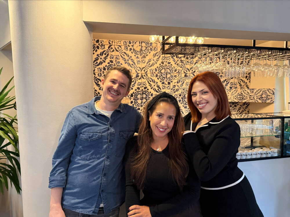Die starken Drei: Küchenchef Joachim Schult, Café-Inhaberin Jasmin Gomes Da Silva Giampietro und Piri-Piri-Chefin Ana Gomes / ©Carlotta Maas
