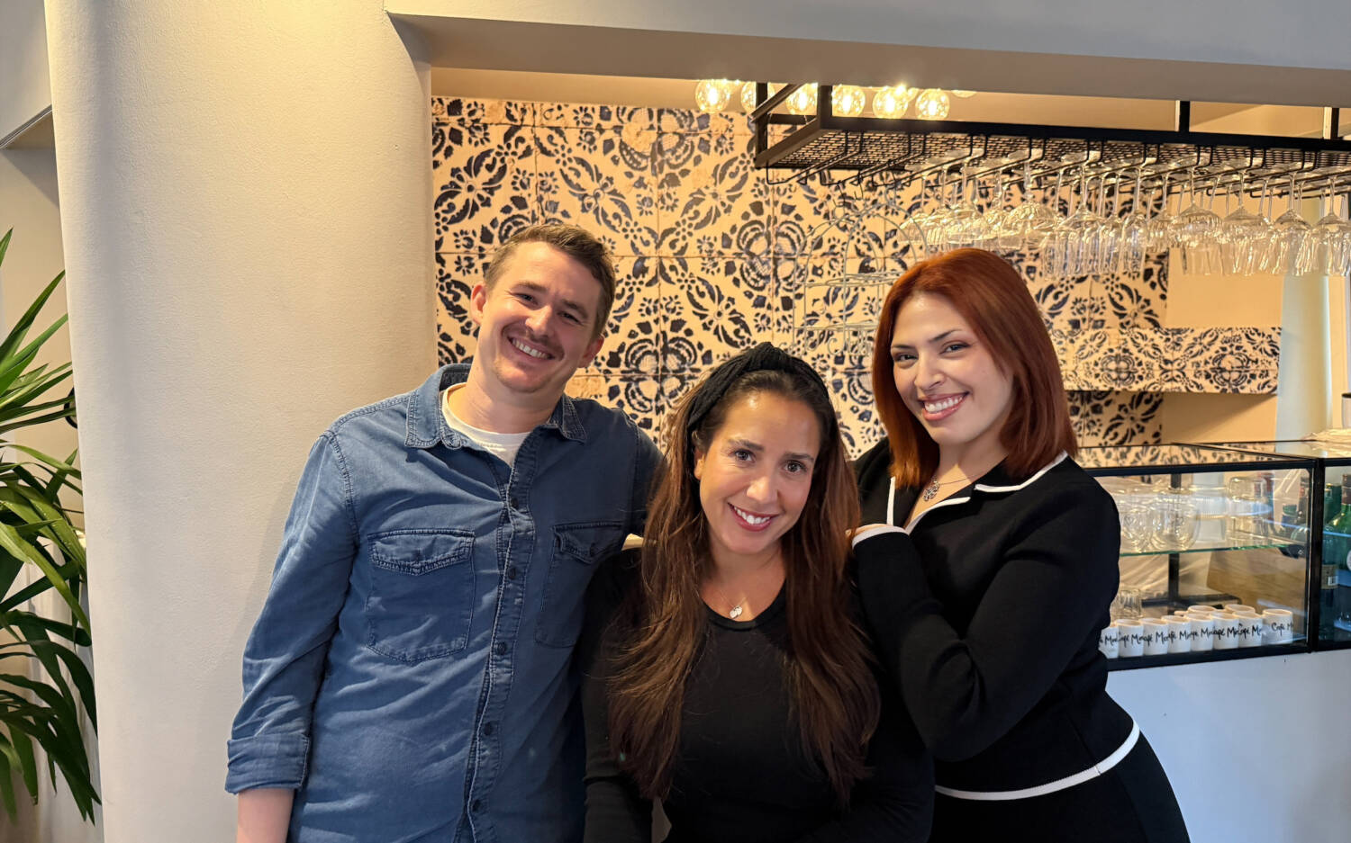 Die starken Drei: Küchenchef Joachim Schult, Café-Inhaberin Jasmin Gomes Da Silva Giampietro und Piri-Piri-Chefin Ana Gomes / ©Carlotta Maas