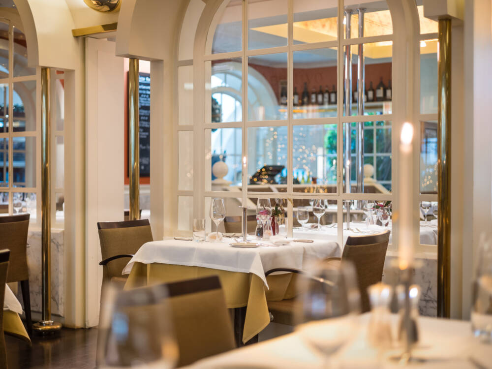 Für einen besonders eleganten Abend oder ein romantisches Dinner zu zweit,  ist die Piazza Romana die perfekte Wahl / ©Grand Elysée
