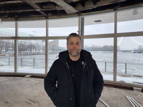 Hannes Schröder plant derzeit den Umbau des Alsterpavillons / ©Carlotta Maas