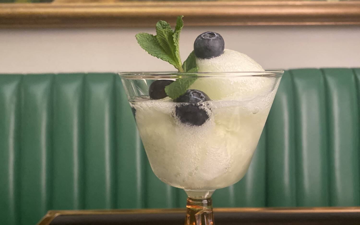 Hier wird das Sorbet in schönen Glasschälchen serviert / ©Daniel Wischer GmbH & Co. KG