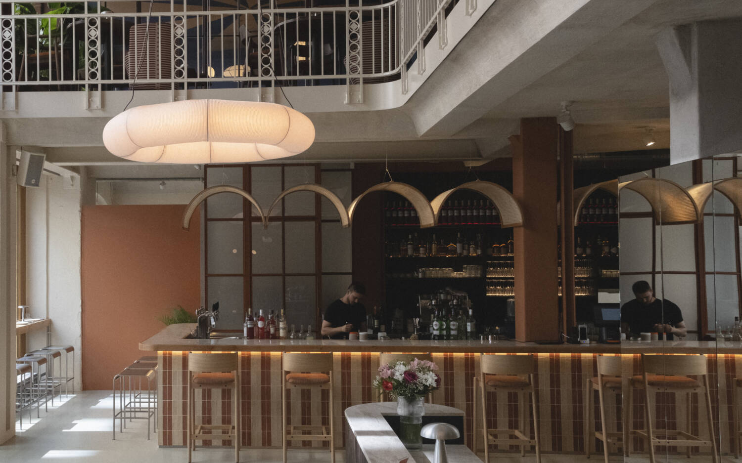 Imposanter Gastraum: Das Authentikka ist ein indisches Restaurant mit einzigartigem Design / ©Whatforthat