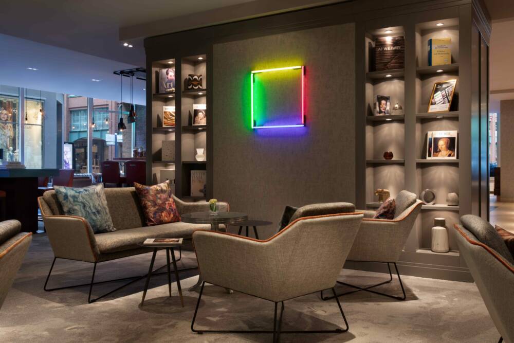 In der Bricks Bar lässt sich künftig hervorragend nordisch brunchen /©Renaissance Hamburg Hotel