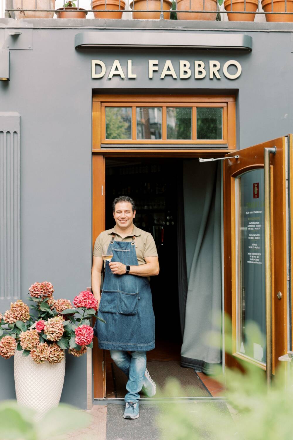 Leonardo Testa trat in die Fußstapfen von Vater und Großvater und erfüllte sich vor 15 Jahren den Traum vom eigenen Lokal / ©Dal Fabbro