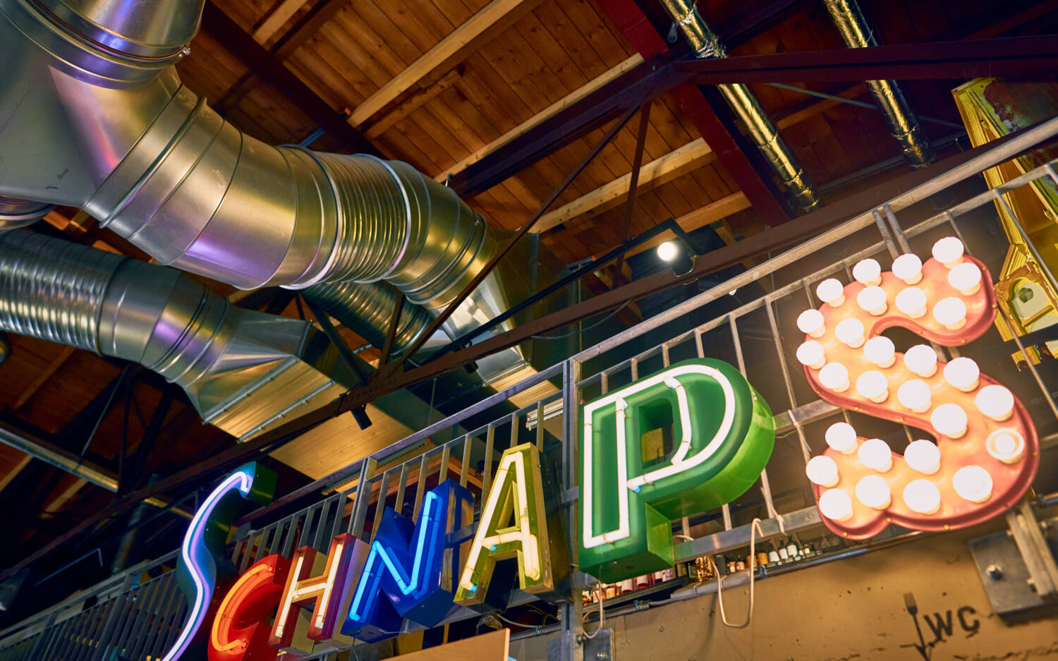 Schnaps! Was für ein Motto. Das Personal ist herzlich und zugewandt, Sonderwünsche werden gerne erfüllt / ©Marc Sill