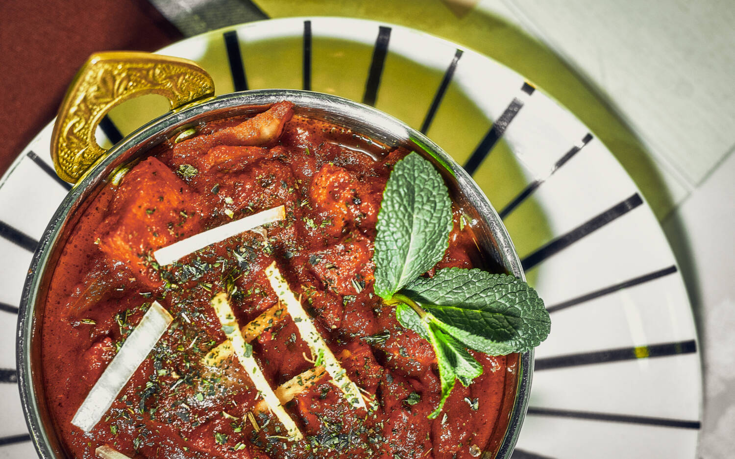 Toll sehen die Gerichte aus, versprechen optisch ein königliches Festmahl. Geschmacklich aber zeigen sie wenig Tiefe / ©Marc Sill 