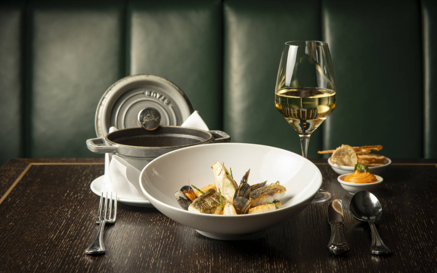 „Bonjour und guten Appetit, Sie sind jetzt in Frankreich“, dieses Urlaubsgefühl bekommt man sofort, sobald man die Brasserie Torte betritt und die Speisen serviert bekommt / ©Tortue