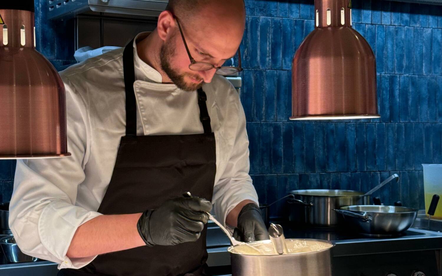 Claudio Sambito ehrt im Kasa in Eimsbüttel seine Heimat mit sizilianischer Kochkunst / ©Kasa