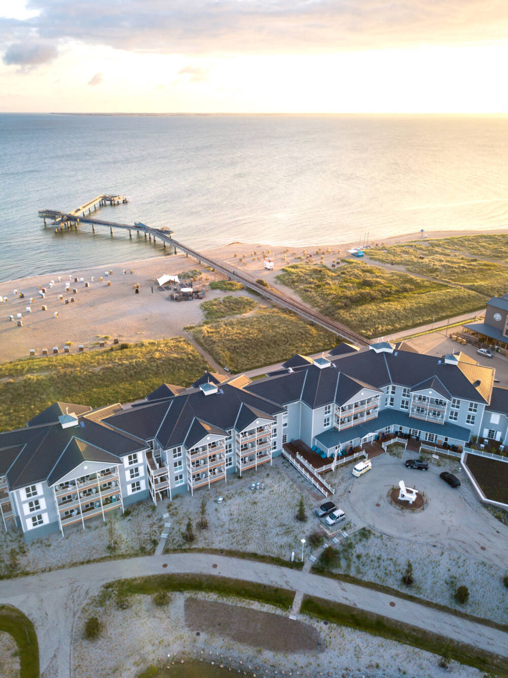 Das Beachmotel in Heiligenhafen bietet Platz für viele Gäste – inklusive Seebrücke direkt am Strand / ©Tom Merkel