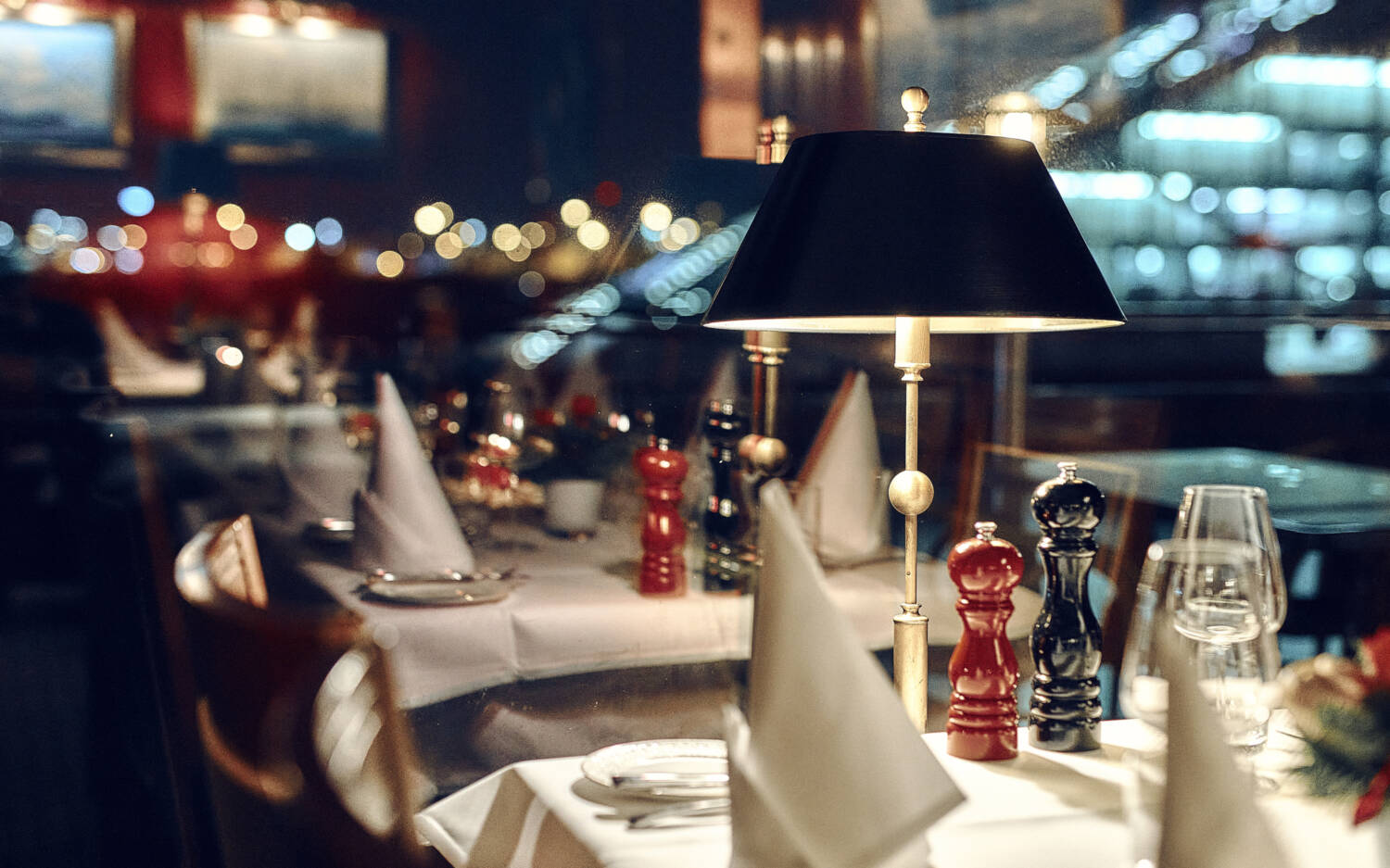 Das Fischereihafen Restaurant ist seit Jahrzehnten für Geburtstage und Jubiläen sehr beliebt / ©Marc Sill 