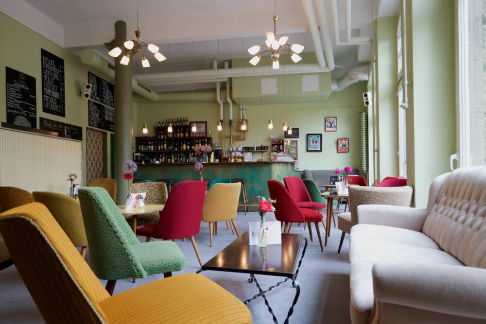 Eine kleine und gemütliche Zeitreise und der perfekte Ort für einen Kaffee oder Tee / ©Pony Bar