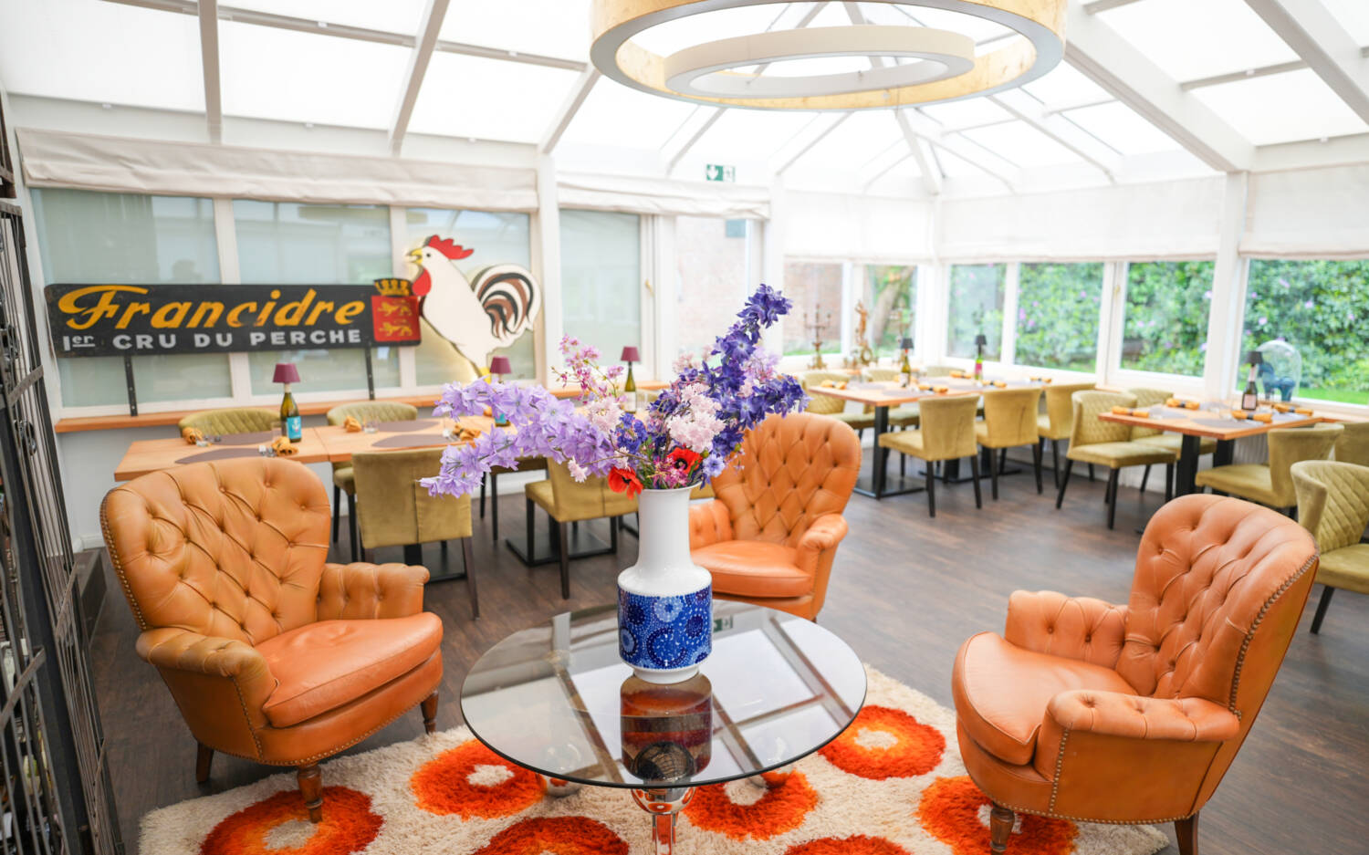 Eklektisch nennt Barbara Oechsle die Einrichtung im Bistro Brüdigams / ©Marcus Brandt